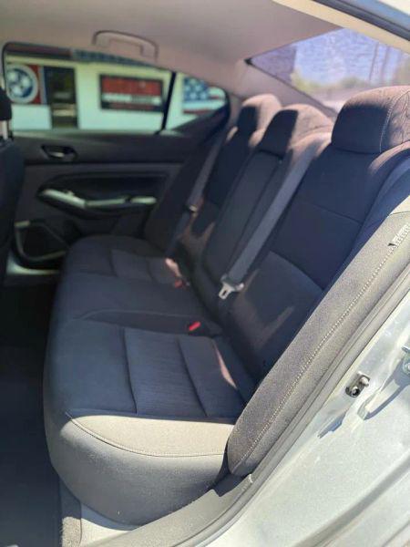 2023 Nissan Altima SV FWD