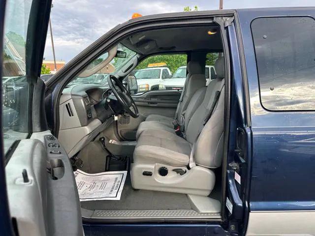 2004 Ford F-350 XL