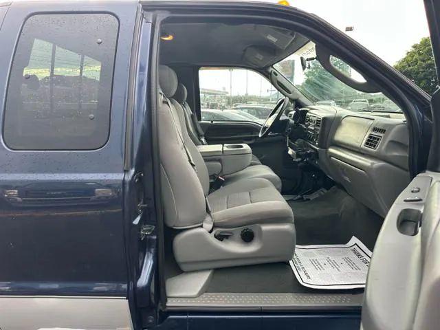 2004 Ford F-350 XL