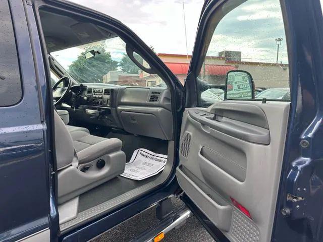 2004 Ford F-350 XL