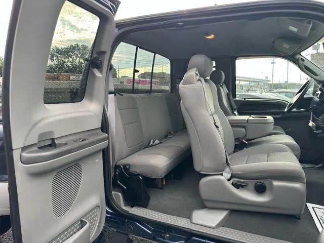 2004 Ford F-350 XL