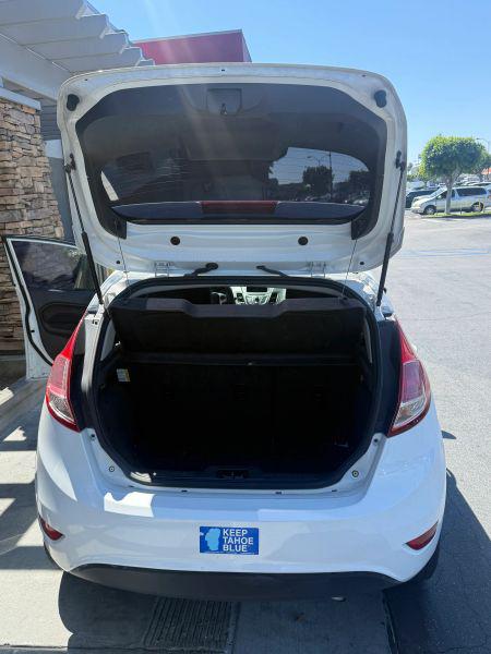 2014 Ford Fiesta SE