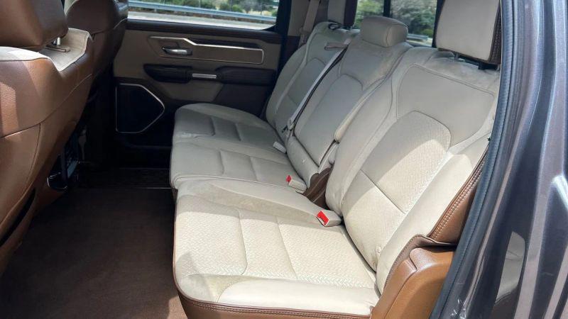 2019 Ram 1500 Laramie Crew Cab 4x4 5'7" Box