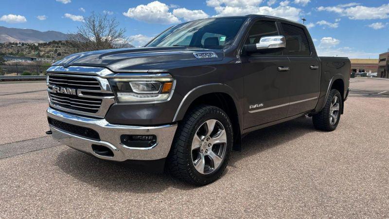 2019 Ram 1500 Laramie Crew Cab 4x4 5'7" Box