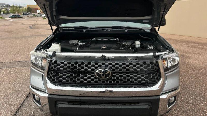 2018 Toyota Tundra SR5 5.7L V8