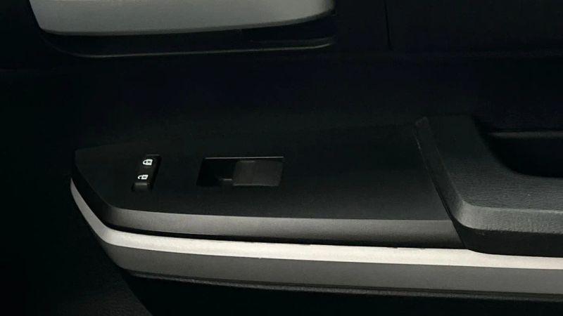 2018 Toyota Tundra SR5 5.7L V8