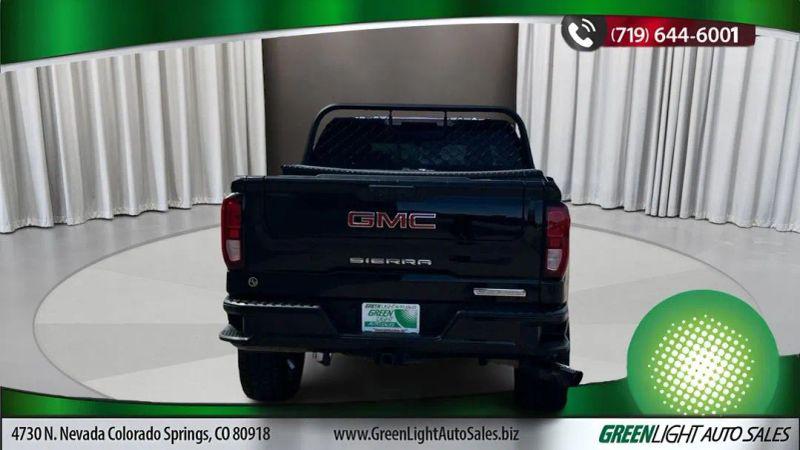 2022 GMC Sierra 1500 4WD Crew Cab Short Box Elevation