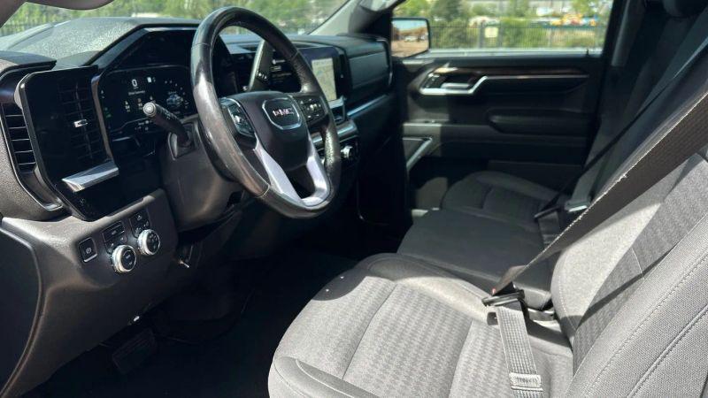 2022 GMC Sierra 1500 4WD Crew Cab Short Box Elevation