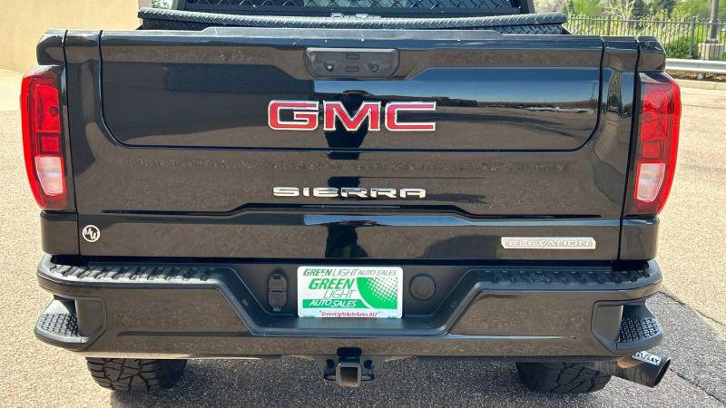 2022 GMC Sierra 1500 4WD Crew Cab Short Box Elevation
