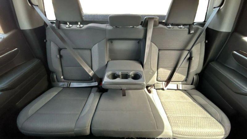 2022 GMC Sierra 1500 4WD Crew Cab Short Box Elevation