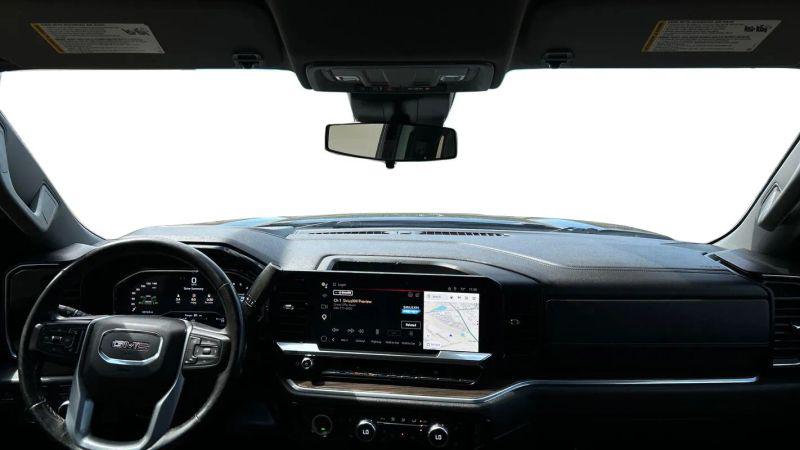 2022 GMC Sierra 1500 4WD Crew Cab Short Box Elevation