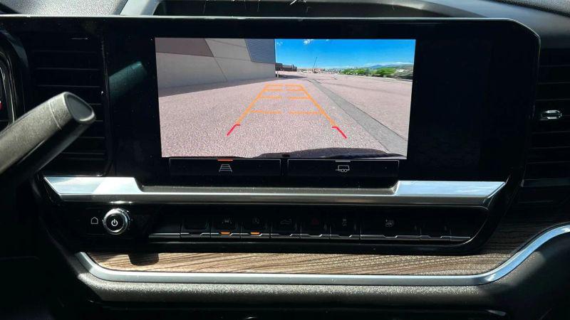 2022 GMC Sierra 1500 4WD Crew Cab Short Box Elevation