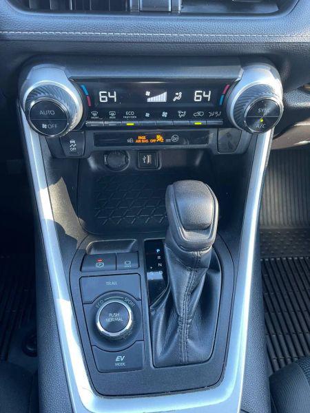 2023 Toyota RAV4 Hybrid LE