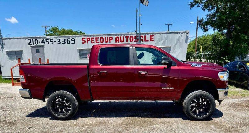 2019 Ram 1500 Big Horn/Lone Star Crew Cab 4x4 5'7" Box