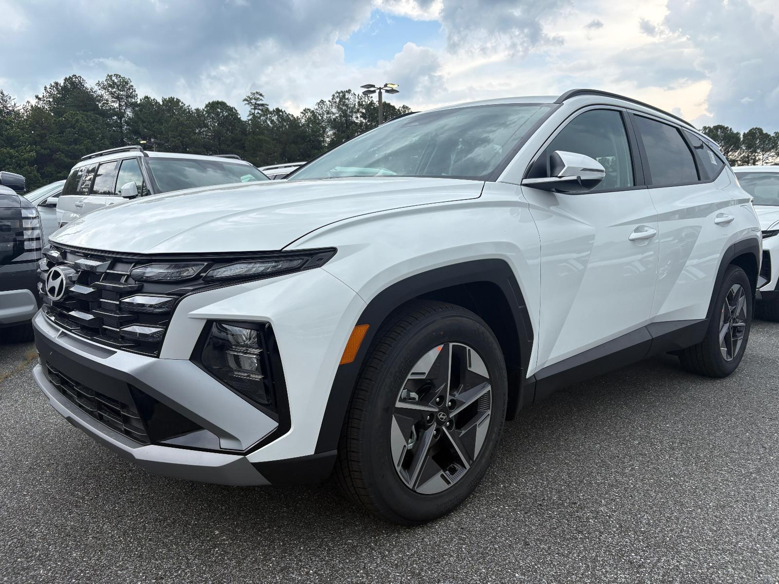 2026 Hyundai Tucson SEL Premium FWD's photo