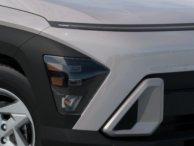 New 2026 Gray HYUNDAI SE FWD image 9