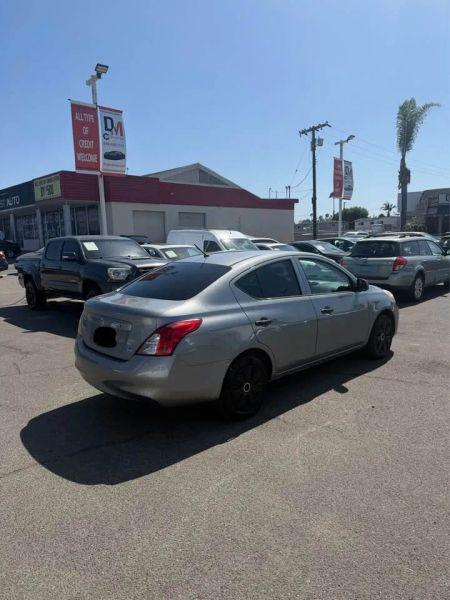 2013 Nissan Versa 1.6 S