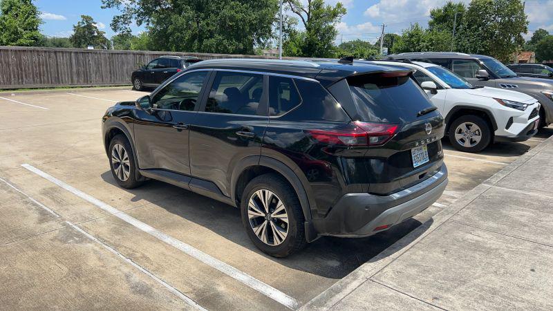 2022 Nissan Rogue SV FWD