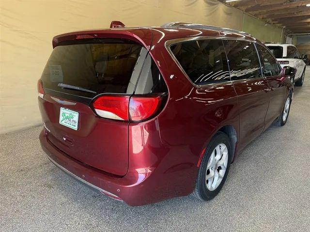 2018 Chrysler Pacifica Touring L