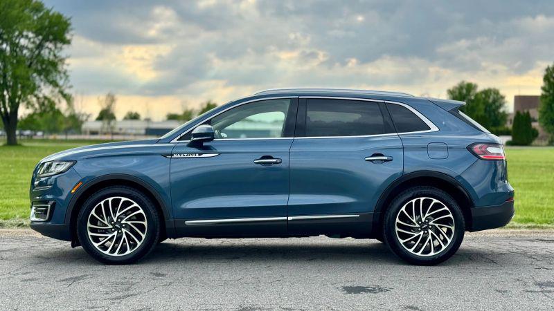 2019 Lincoln Nautilus Reserve