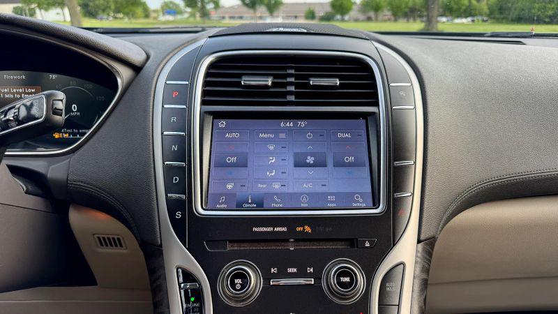 2019 Lincoln Nautilus Reserve