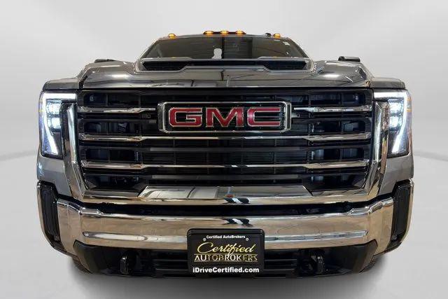 2025 GMC Sierra 2500HD 4WD Crew Cab Standard Bed SLE