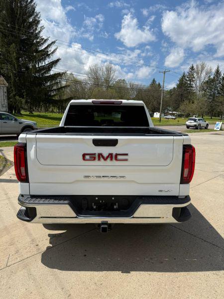 2023 GMC Sierra 1500 4WD Crew Cab Short Box SLT