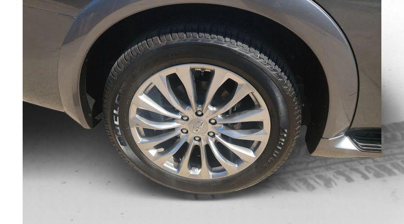 2017 INFINITI QX80 Base