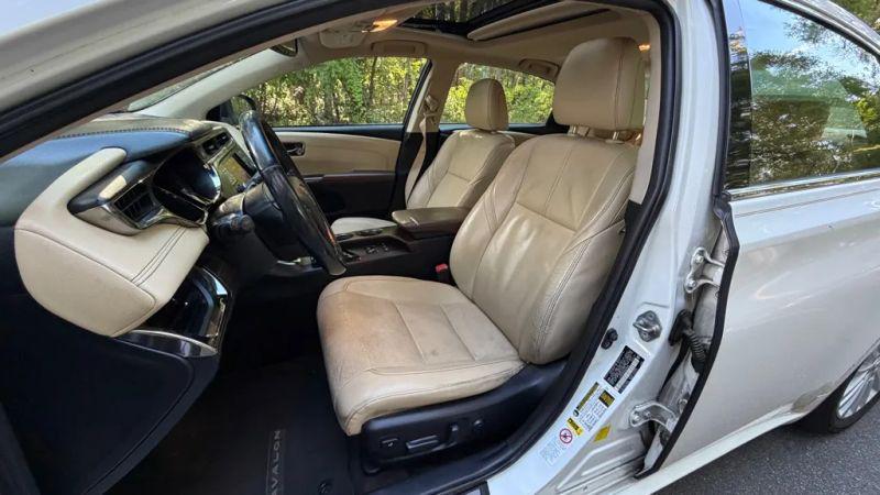 2013 Toyota Avalon Hybrid XLE Premium