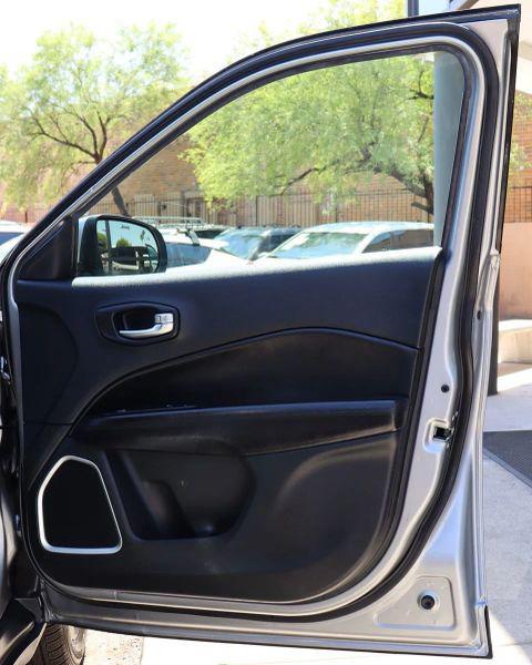 2020 Jeep Compass Altitude FWD