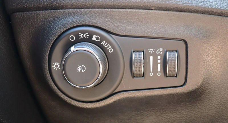 2020 Jeep Compass Altitude FWD