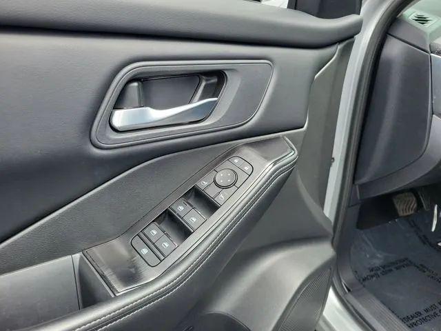 2025 Nissan Rogue SV Intelligent AWD