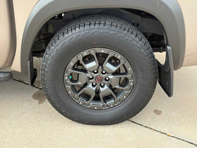 2023 Nissan Frontier Crew Cab PRO-X 4x2