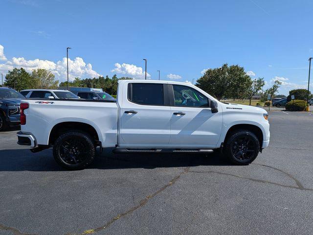 2026 Chevrolet Silverado 1500 4WD Crew Cab Short Bed Custom