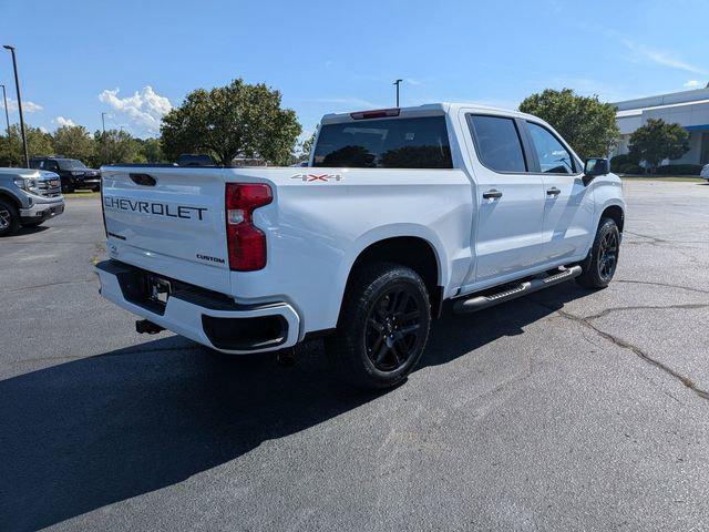 2026 Chevrolet Silverado 1500 4WD Crew Cab Short Bed Custom