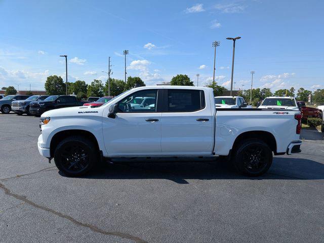 2026 Chevrolet Silverado 1500 4WD Crew Cab Short Bed Custom