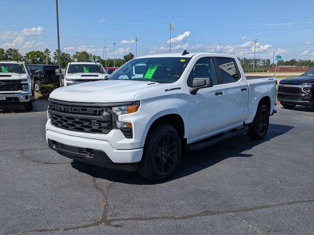 2026 Chevrolet Silverado 1500 4WD Crew Cab Short Bed Custom