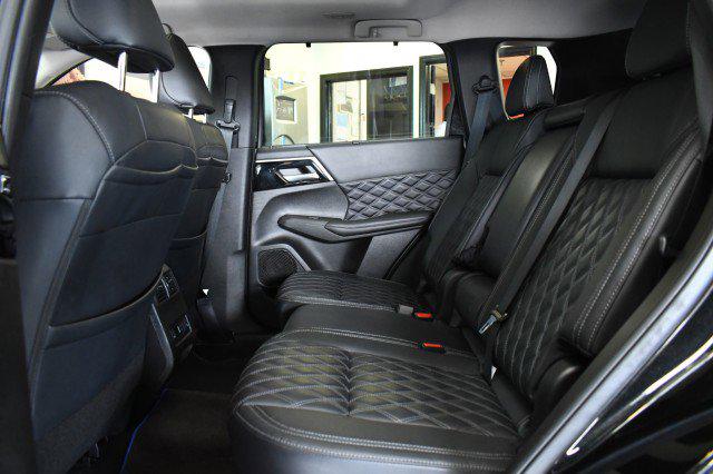 2023 Mitsubishi Outlander PHEV SEL S-AWC