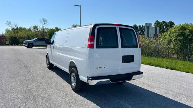 2026 Chevrolet Express Cargo Van 3500 Extended Wheelbase, WT, RWD