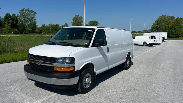2026 Chevrolet Express Cargo Van 3500 Extended Wheelbase, WT, RWD