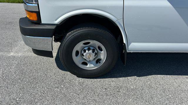 2026 Chevrolet Express Cargo Van 3500 Extended Wheelbase, WT, RWD