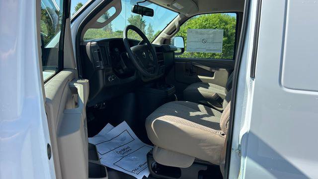 2026 Chevrolet Express Cargo Van 3500 Extended Wheelbase, WT, RWD