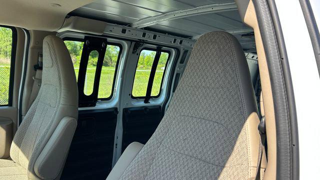 2026 Chevrolet Express Cargo Van 3500 Extended Wheelbase, WT, RWD