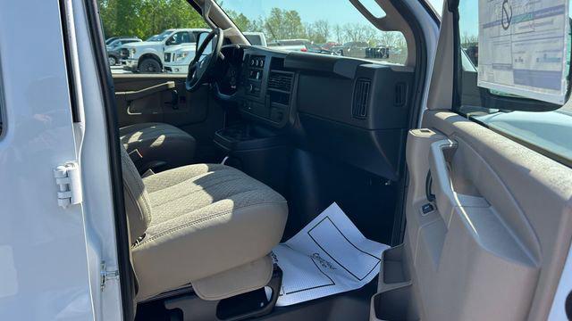 2026 Chevrolet Express Cargo Van 3500 Extended Wheelbase, WT, RWD