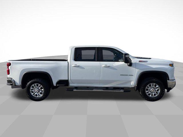 2024 Chevrolet Silverado 2500HD 4WD Crew Cab Standard Bed LT