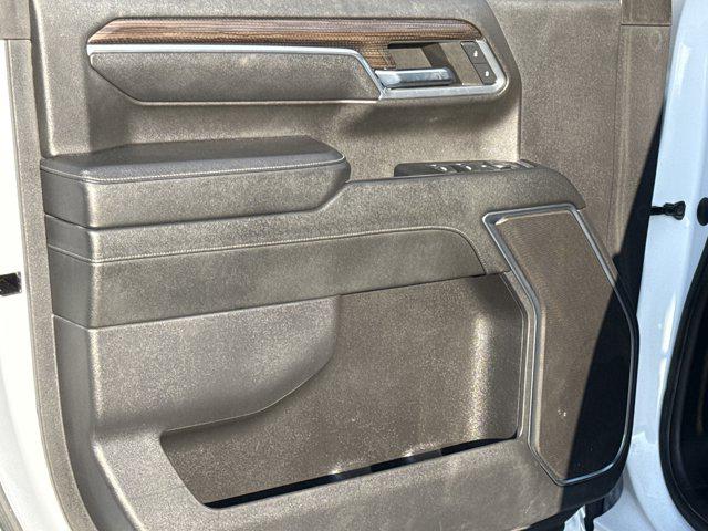 2024 Chevrolet Silverado 2500HD 4WD Crew Cab Standard Bed LT