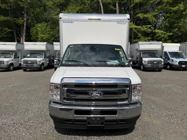2027 Ford E-Series Cutaway Box Dry Freight for sale in Nanuet, NY