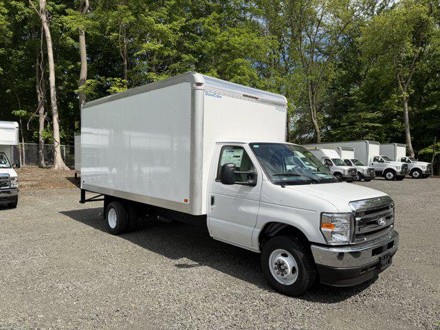 2027 Ford E-Series Cutaway Box Dry Freight