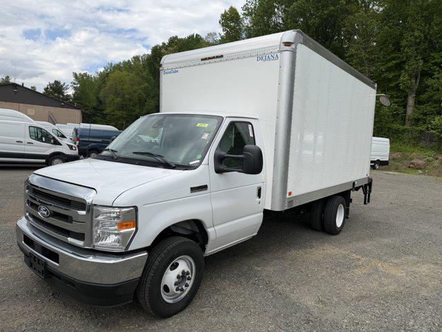 2027 Ford E-Series Cutaway E-350 DRW 158" WB