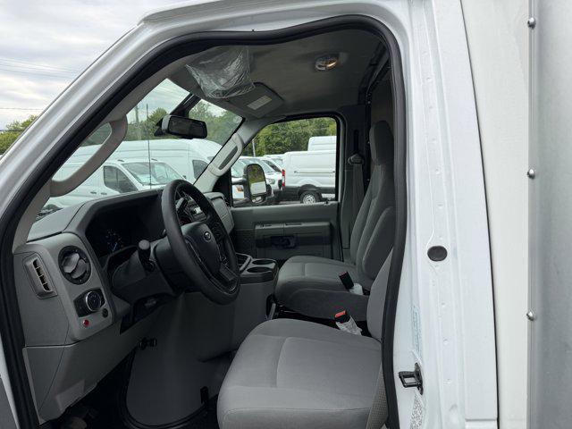 2027 Ford E-Series Cutaway E-350 DRW 158" WB